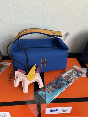Blue/yellow