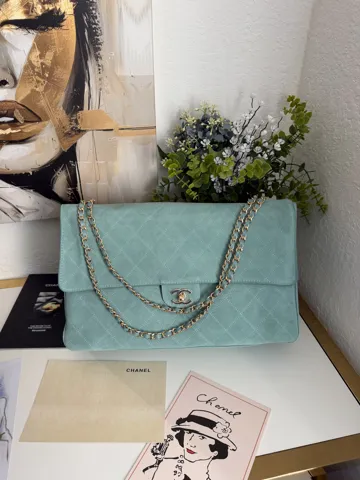 Tiffany Lux