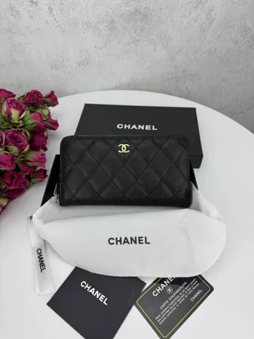 Chanel Black Gold Texture
