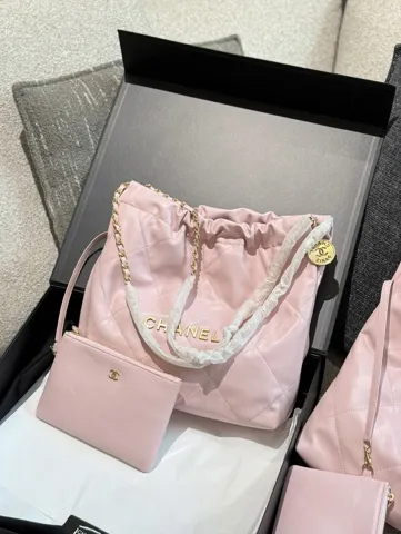 Chanel 22 Bag Calfskin Pink / Gold