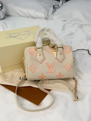 Louis Vuitton Speedy Bandouliere 20 Ivory/Peach Monogram