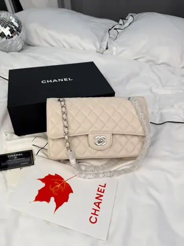 Chanel Classic Flap 25 Cream Caviar Silver Hardware