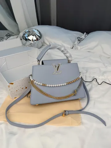 Louis Vuitton Capucines BB Blue