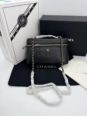 Chanel Vanity Case Black