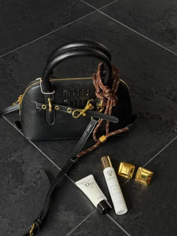 Miu Miu Aventure Nappa Mini Top-Handle Bag Black [оригінальна коробка]