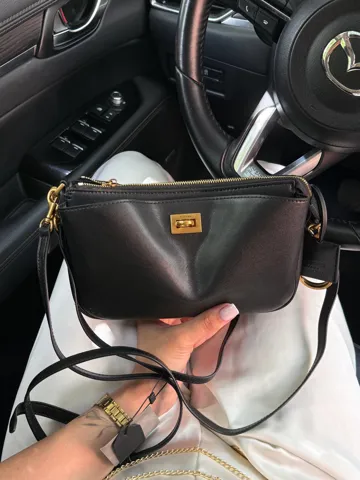 Balenciaga Rodeo Sling Pochette in Black/Gold (Оригінальна Коробка)