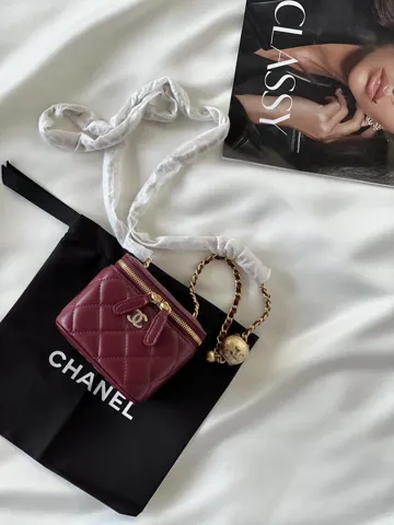 Chanel vanity mini
