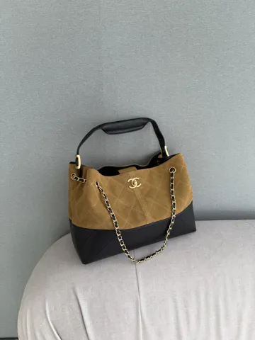 Chanel hobo tote